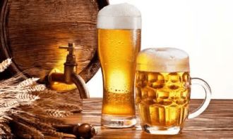 啤酒與白酒，誰(shuí)更傷身？酒精飲料的真相與警示